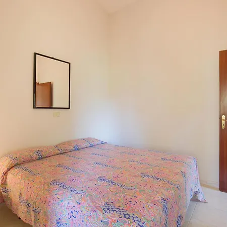 Ferienhaus Beautiful In Marina Nicotera